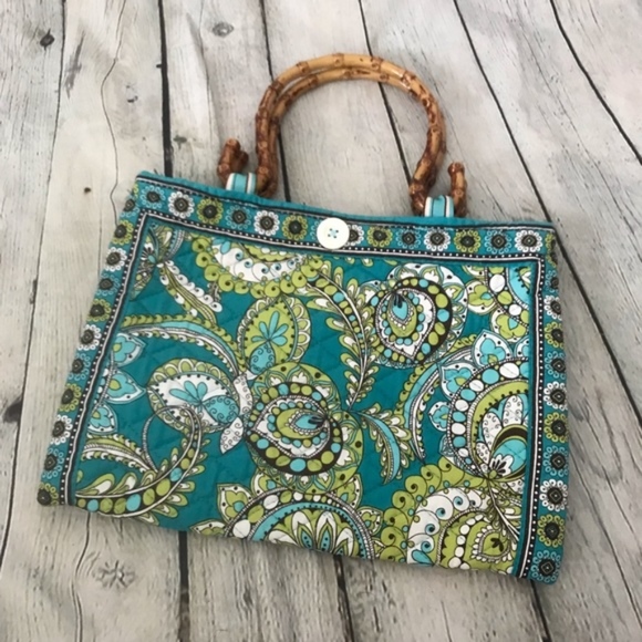 Vera Bradley Handbags - VERA BRADLEY HAND BAG GREEN FAUX WOOD HANDLE